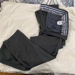 Haggar dress pants. Slim fit, cool right performance flex. 36x32. Grey.